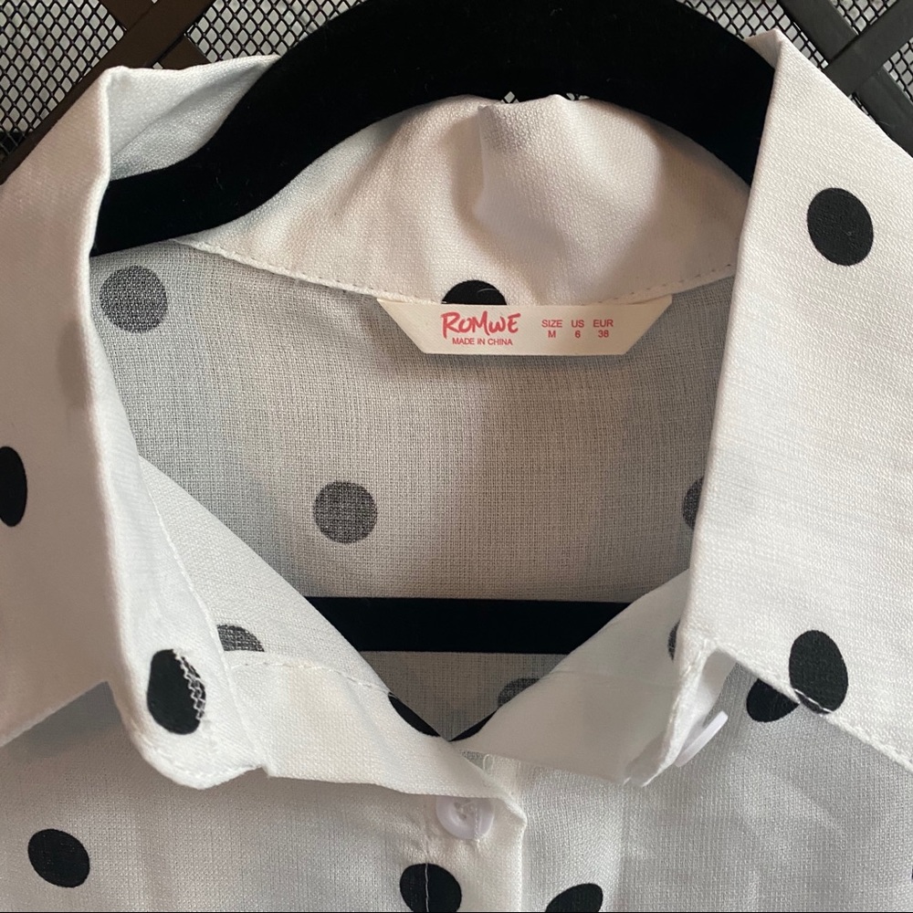 Cropped Button Up - Picture 3 of 4